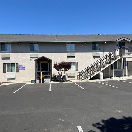 Western Motel Salinas Exterior foto