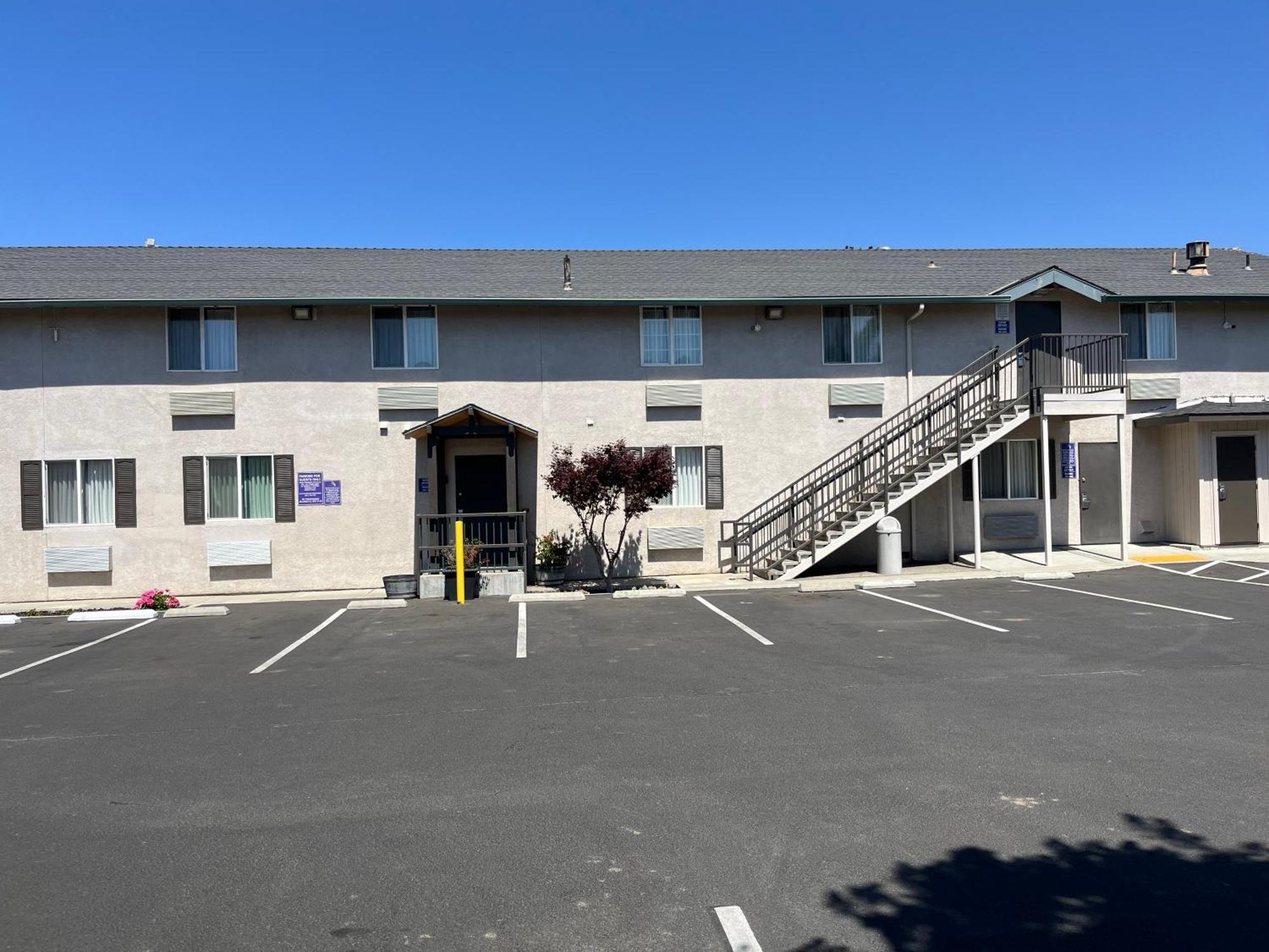 Western Motel Salinas Exterior foto